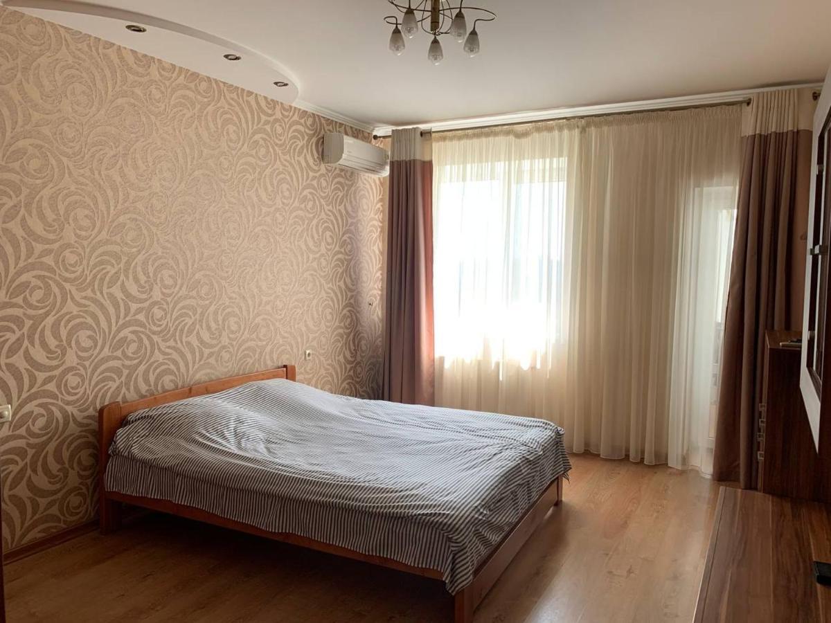 Apartments Staroportofrankovskaya & Pastera Street Odessa Buitenkant foto